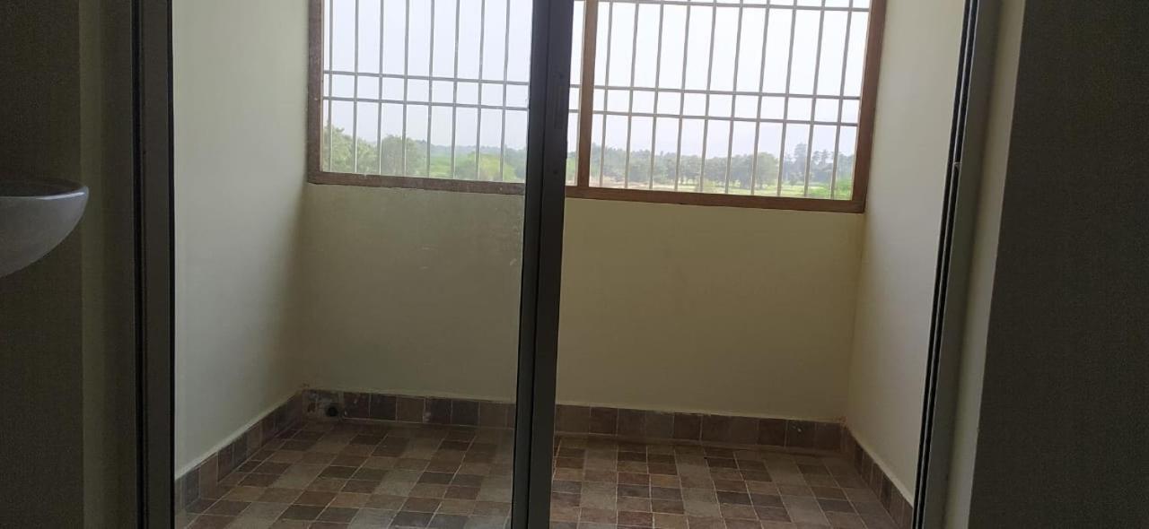 Srinivasa Hotel Tirupati Zewnętrze zdjęcie