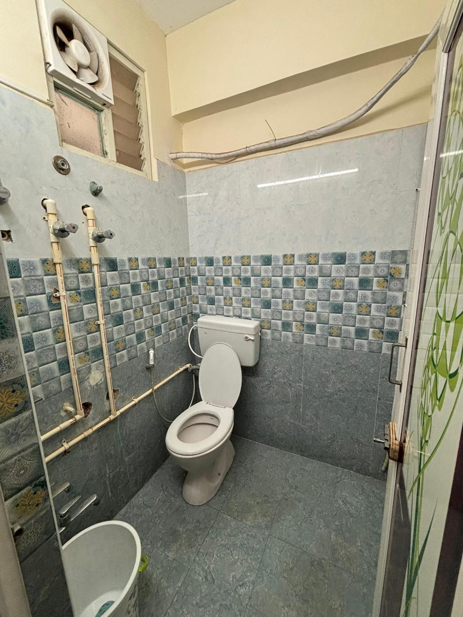 Srinivasa Hotel Tirupati Zewnętrze zdjęcie